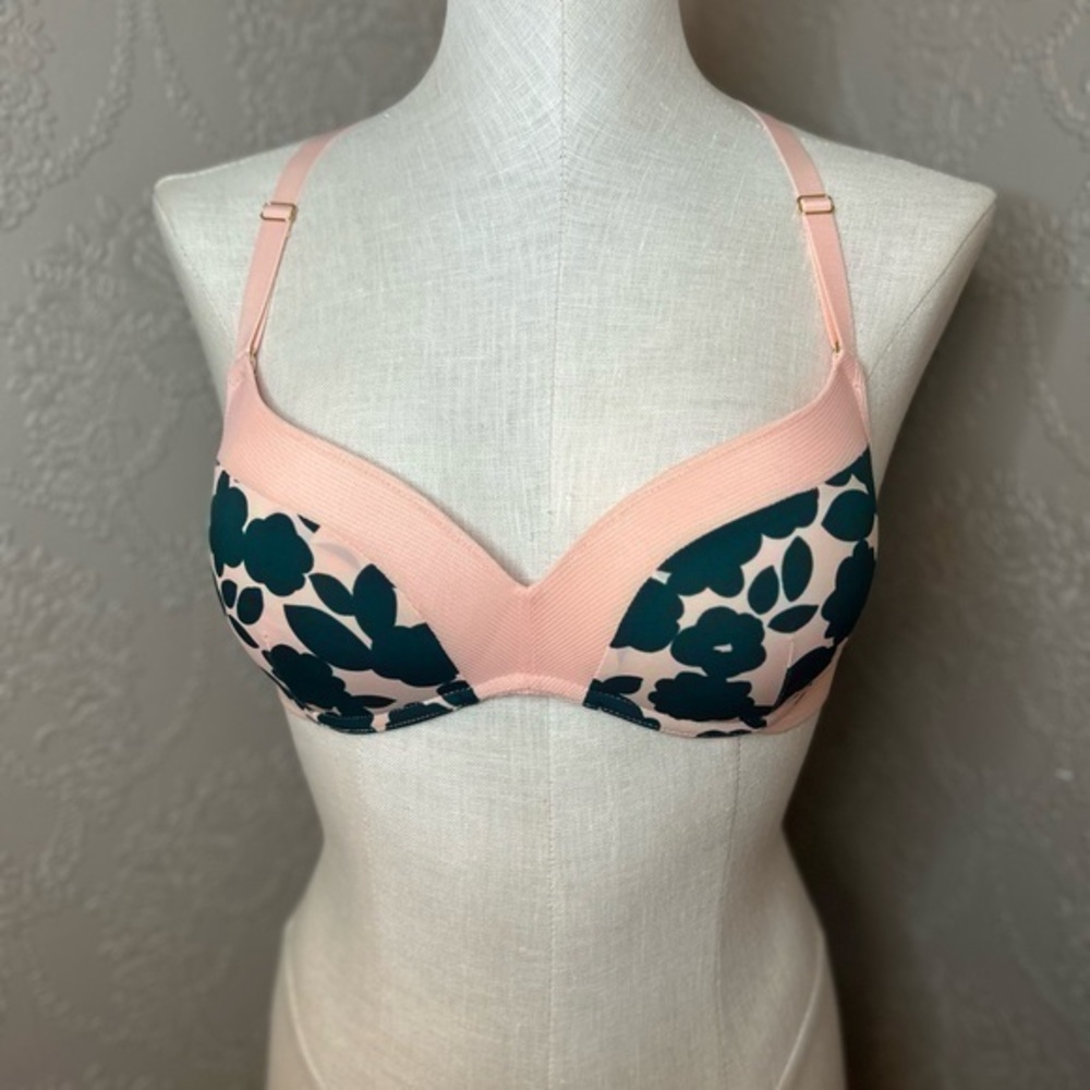 Lively 34B bra no wire lined lightly padded excellent condition